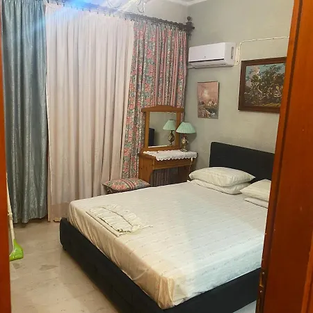 Hliannas House Nyaraló