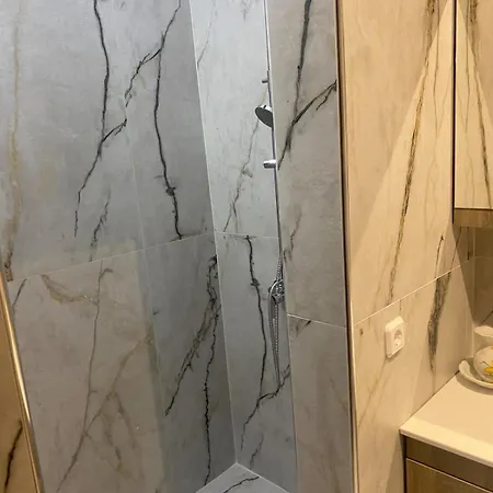 Nyaraló Hliannas House